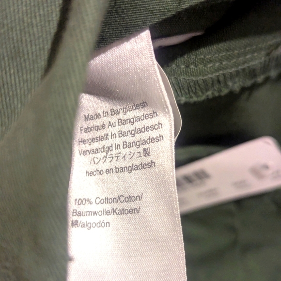 Men's J. Crew Green Flat Front Chino Shorts with Belt Loops - Size 44 Inseam 9 - Picture 6 of 7